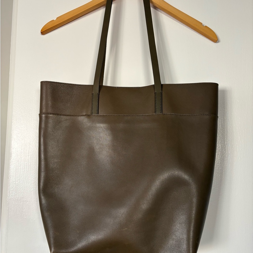 Madewell “Burnt Olive” The Essential Tote in leather